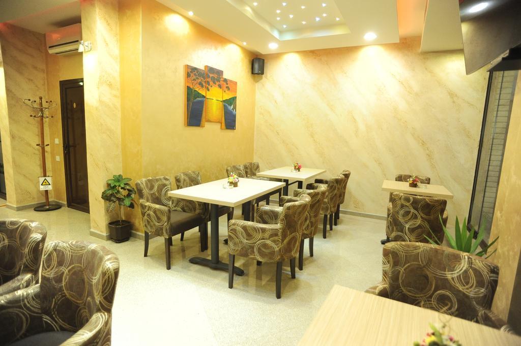 Garni Hotel Laguna Lux Ni Extérieur photo