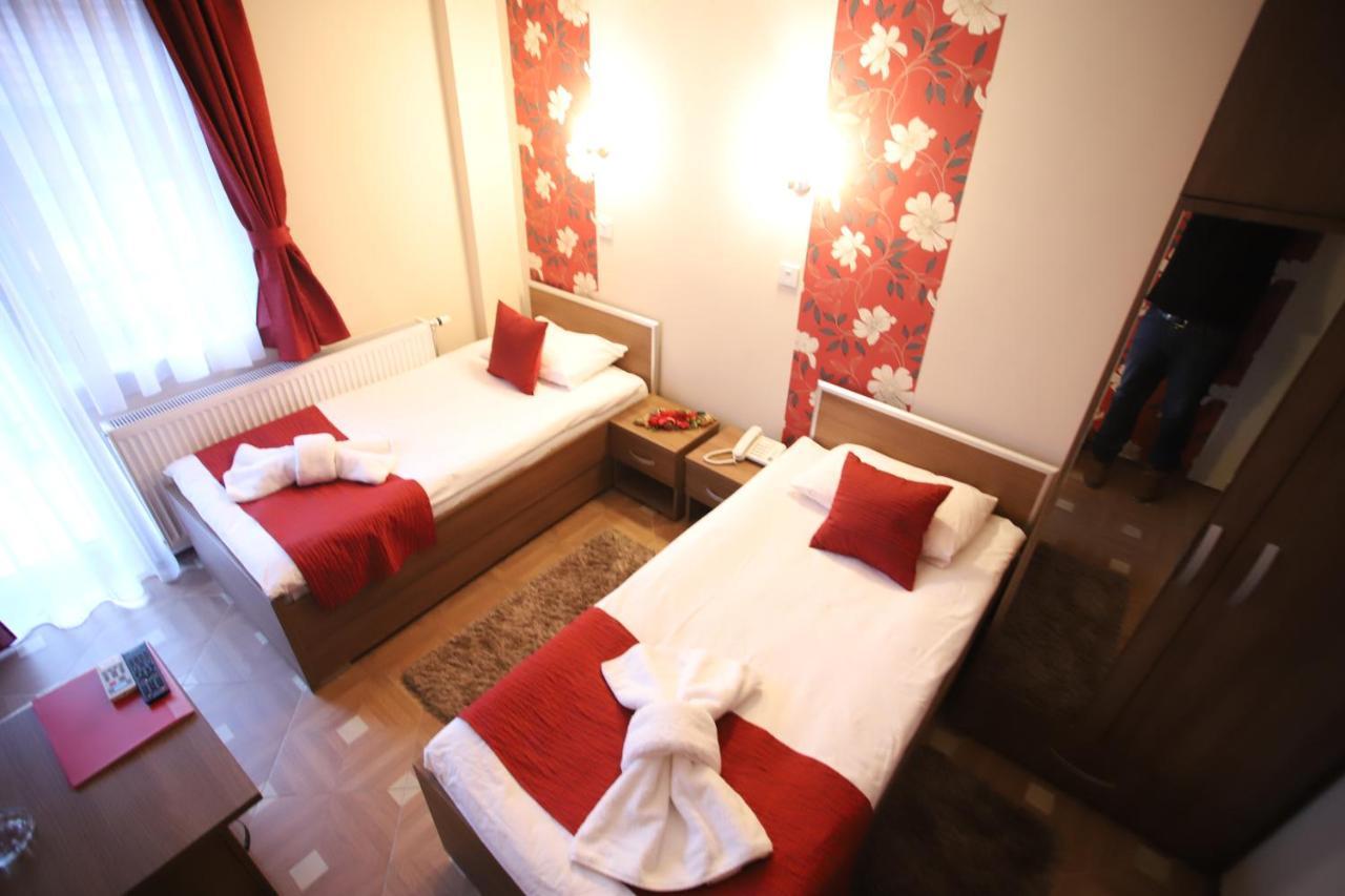 Garni Hotel Laguna Lux Ni Extérieur photo